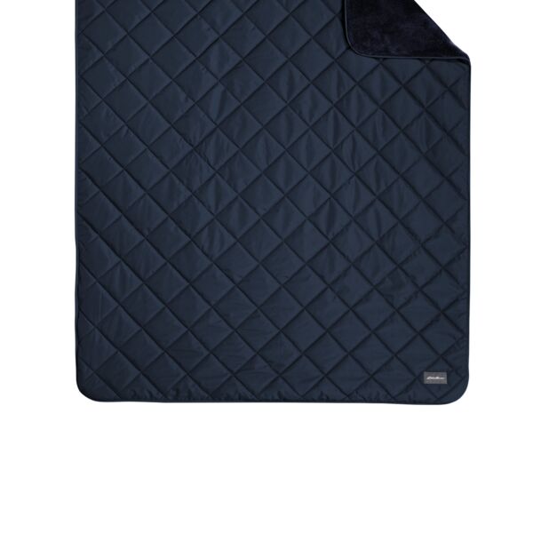 Quilted Insulated Fleece Blanket Thumbnail